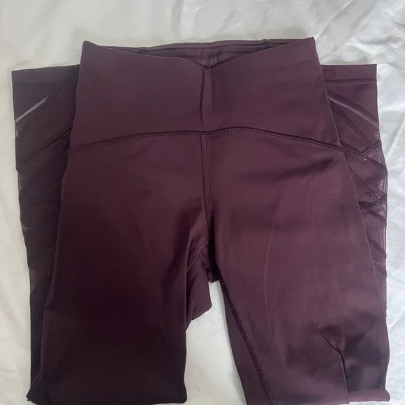 Lululemon Lot On The Fly Pants and Leggins - Picture 4 of 6